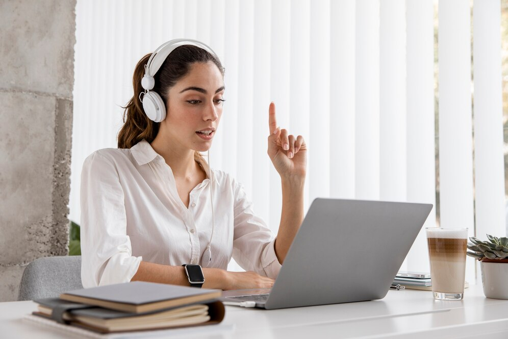 Tecnologias e Plataformas Utilizadas em Pós-Graduação EaD