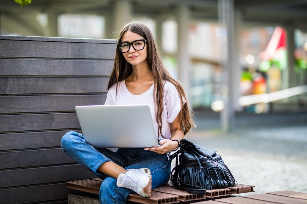 Exames e TCC em Pós-Graduação